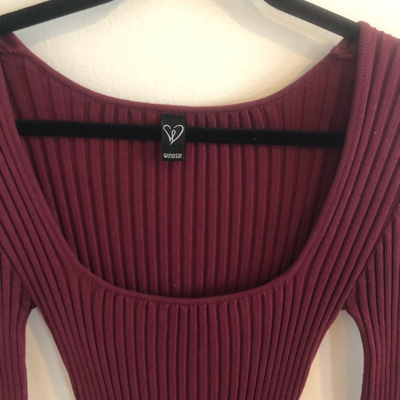 Windsor Sweater Dress, Fitted, Warm and Cozy, sz Small - Picture 2 of 3